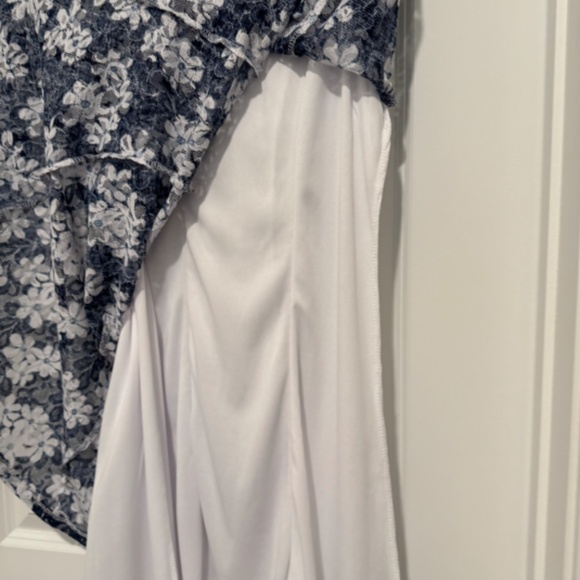 Perceptions Sleevelesss Short Blue and White Lace Dress Size L - Picture 9 of 10